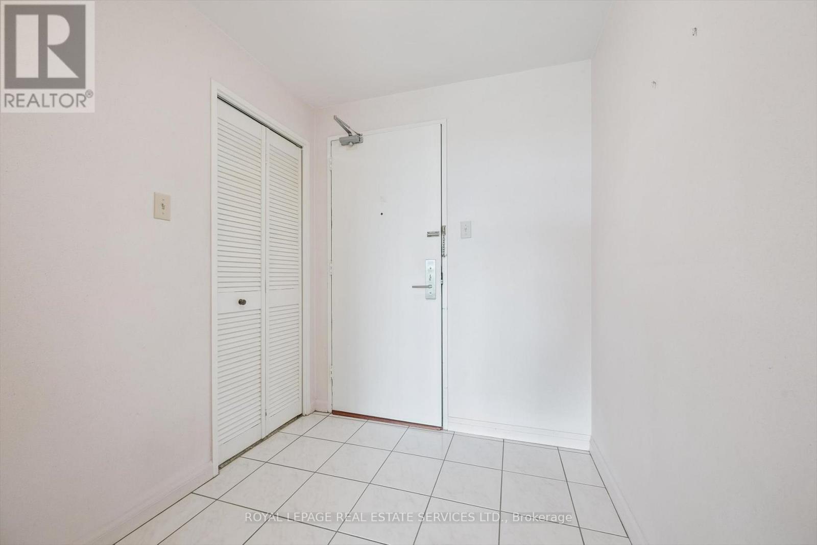 












1206 - 1400 DIXIE ROAD

,
Mississauga,




Ontario
L5E3E1

