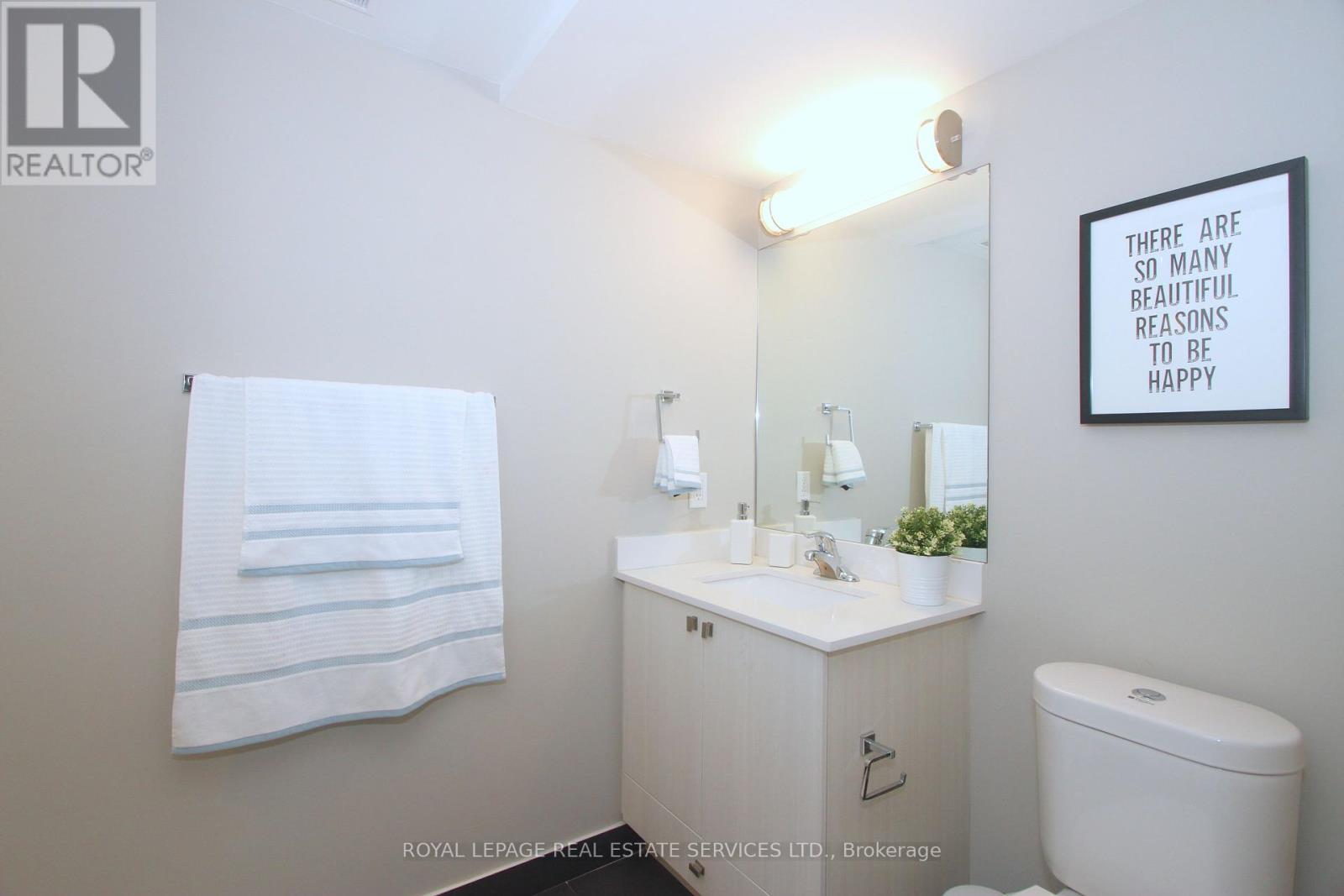 












284 BLEECKER STREET

,
Toronto,




Ontario
M4X1K7

