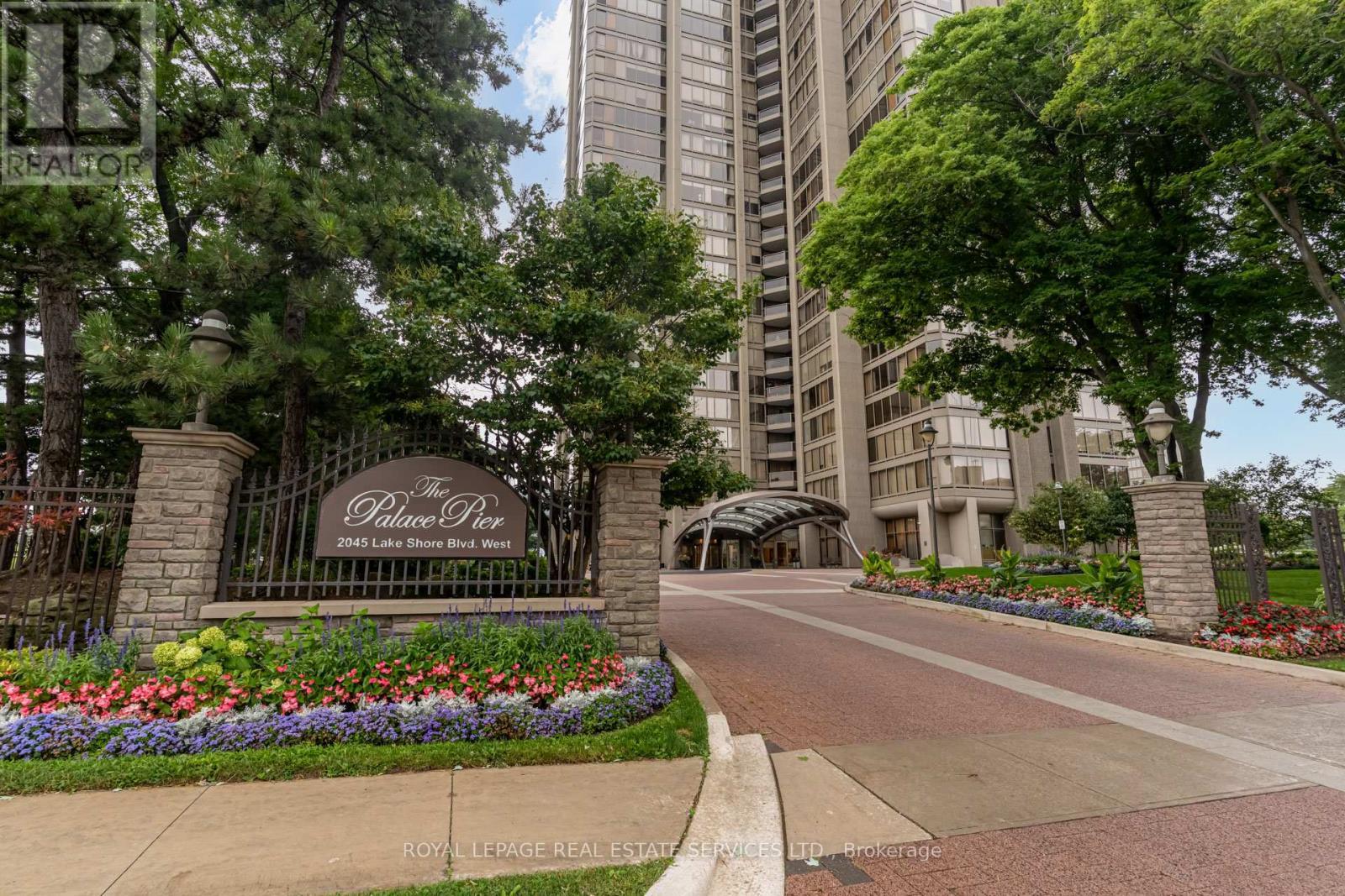 












2410 - 2045 LAKE SHORE BOULEVARD W

,
Toronto,




Ontario
M8V2Z6

