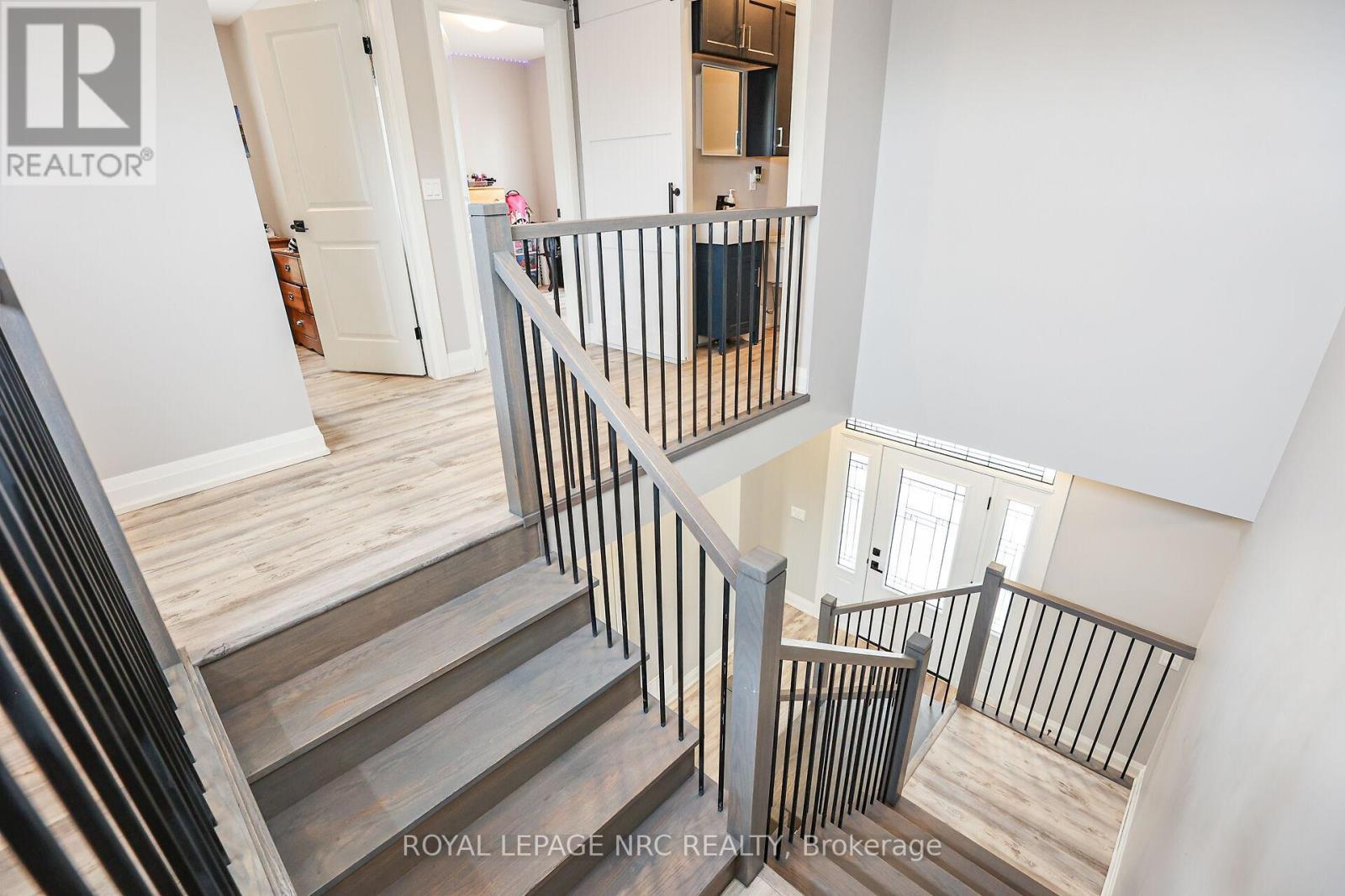 












39 GROVE AVENUE

,
St. Catharines (Secord Woods),




Ontario
L2P1C5

