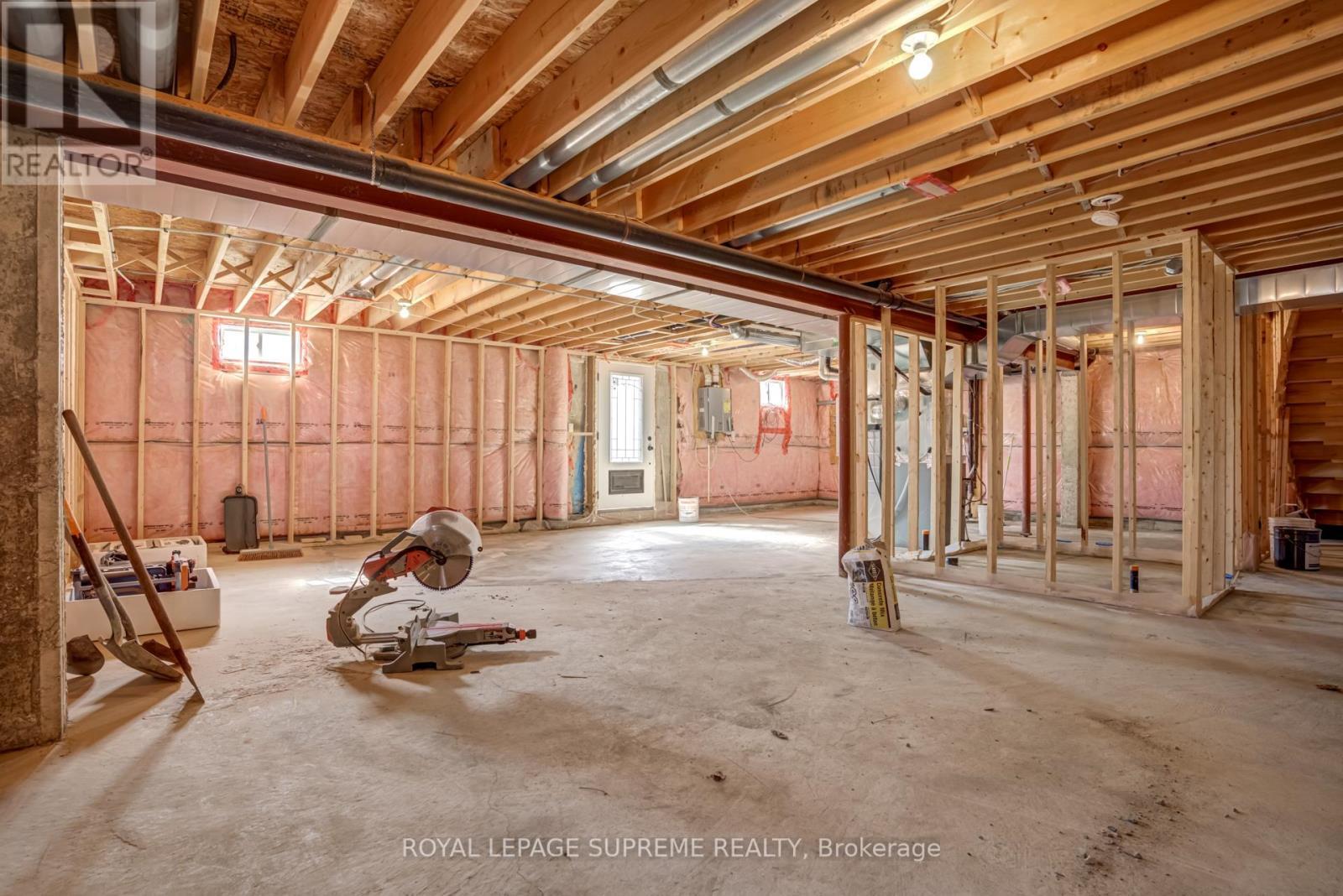 












1417 GILFORD ROAD

,
Innisfil,




Ontario
L0L1R0

