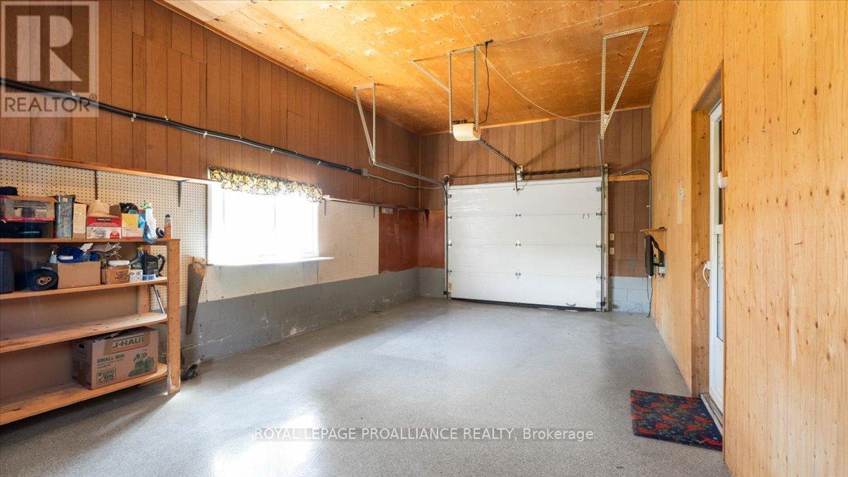 












89 POINT ANNE ROAD

,
Belleville (Belleville Ward),




Ontario
K8N4Z4

