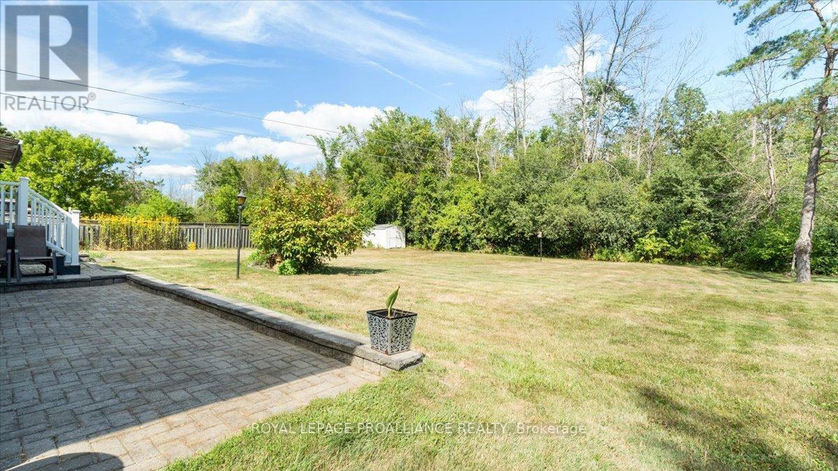












89 POINT ANNE ROAD

,
Belleville (Belleville Ward),




Ontario
K8N4Z4

