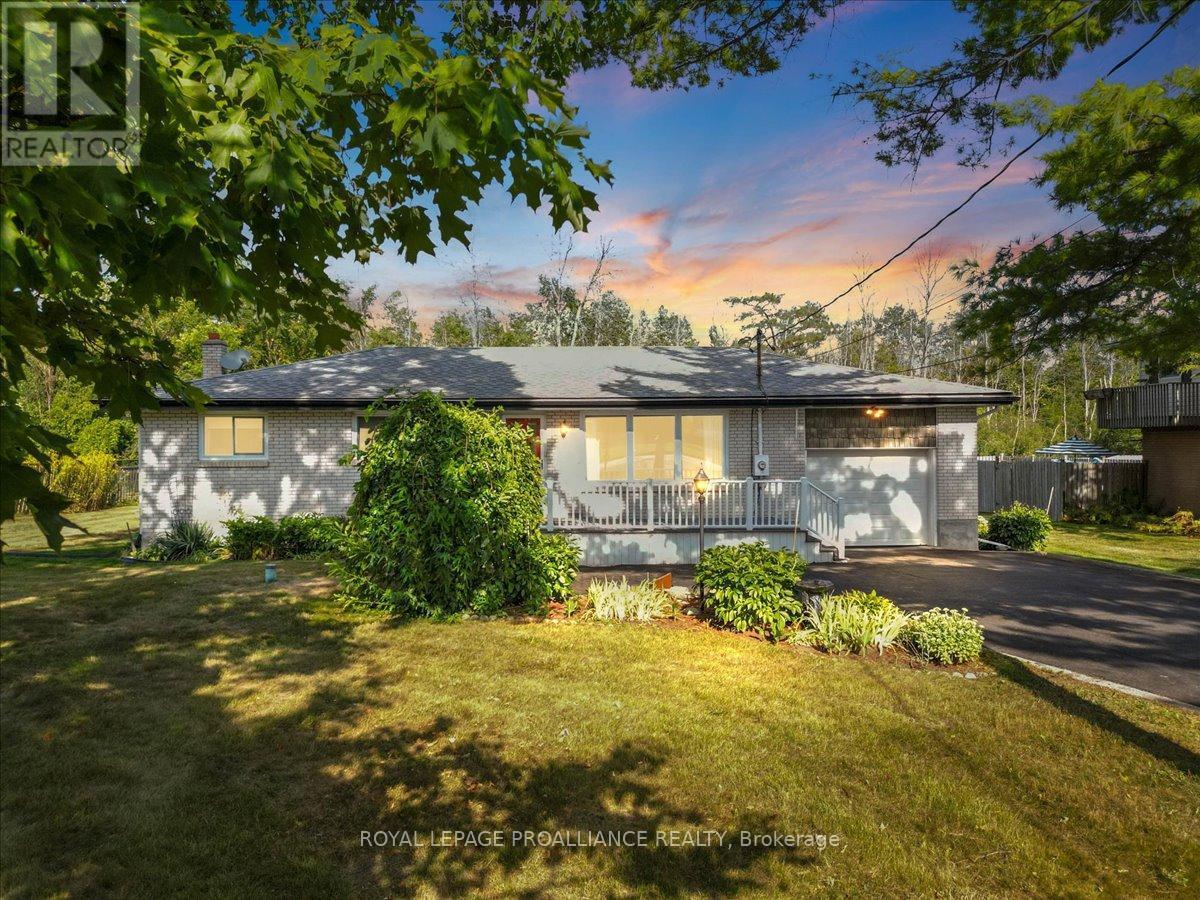 












89 POINT ANNE ROAD

,
Belleville (Belleville Ward),




Ontario
K8N4Z4

