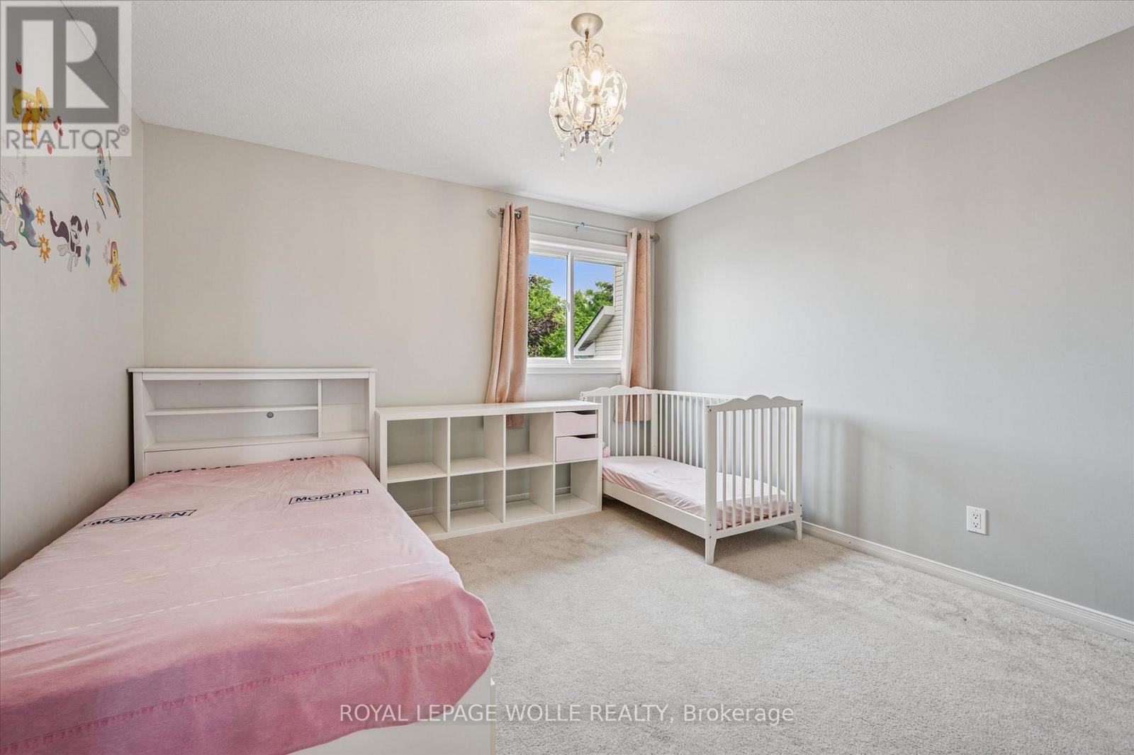 












383 BEAVER CREEK ROAD

,
Waterloo,




Ontario
N2T2T2

