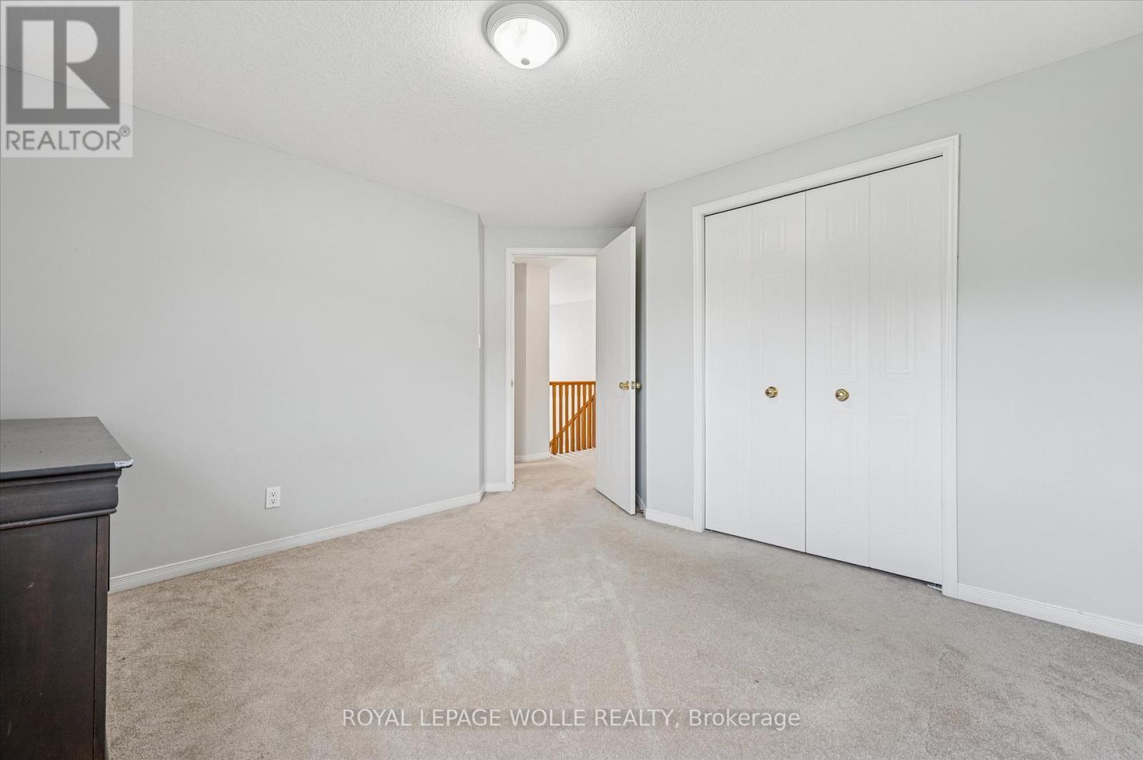 












383 BEAVER CREEK ROAD

,
Waterloo,




Ontario
N2T2T2

