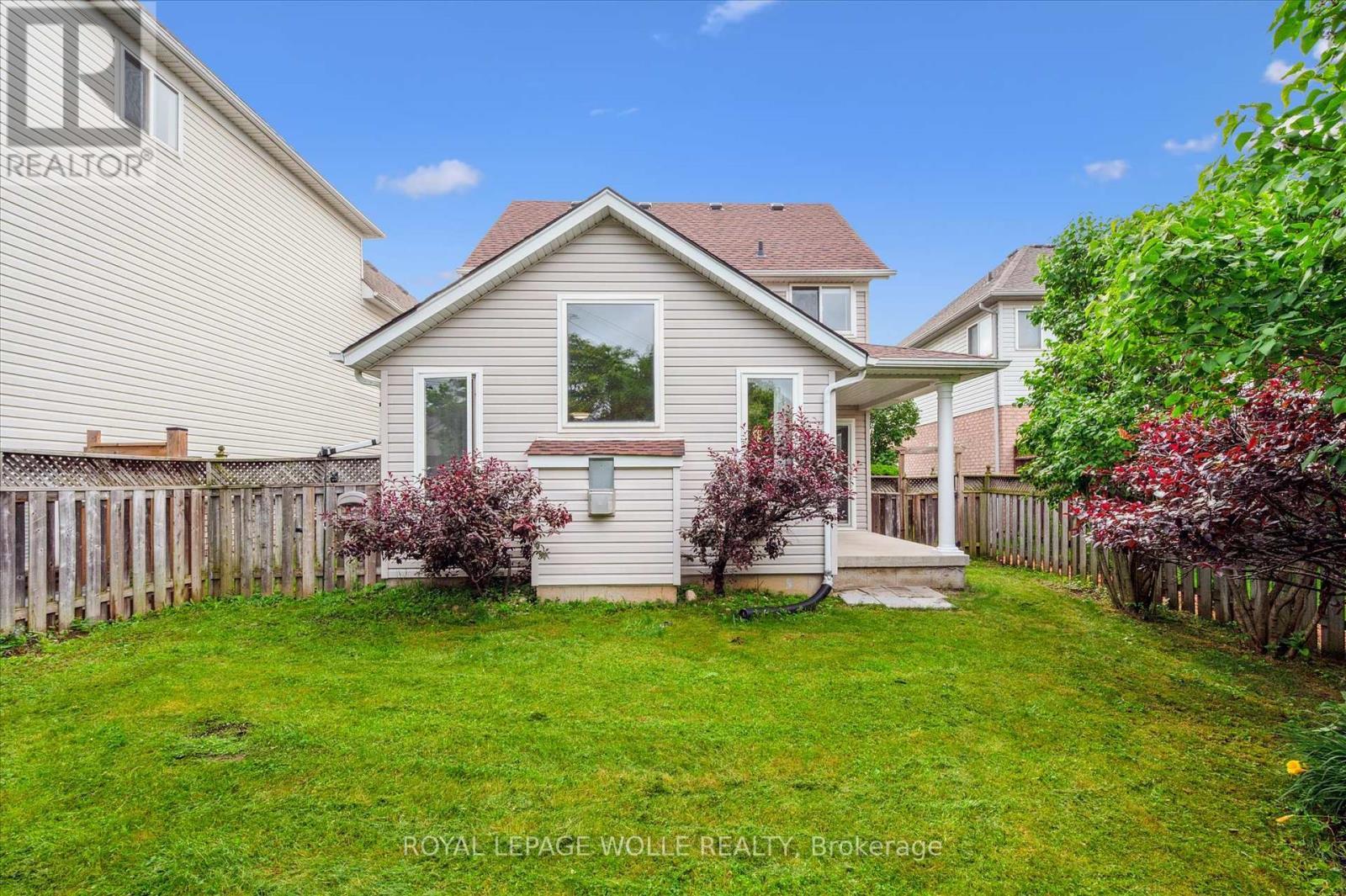 












383 BEAVER CREEK ROAD

,
Waterloo,




Ontario
N2T2T2

