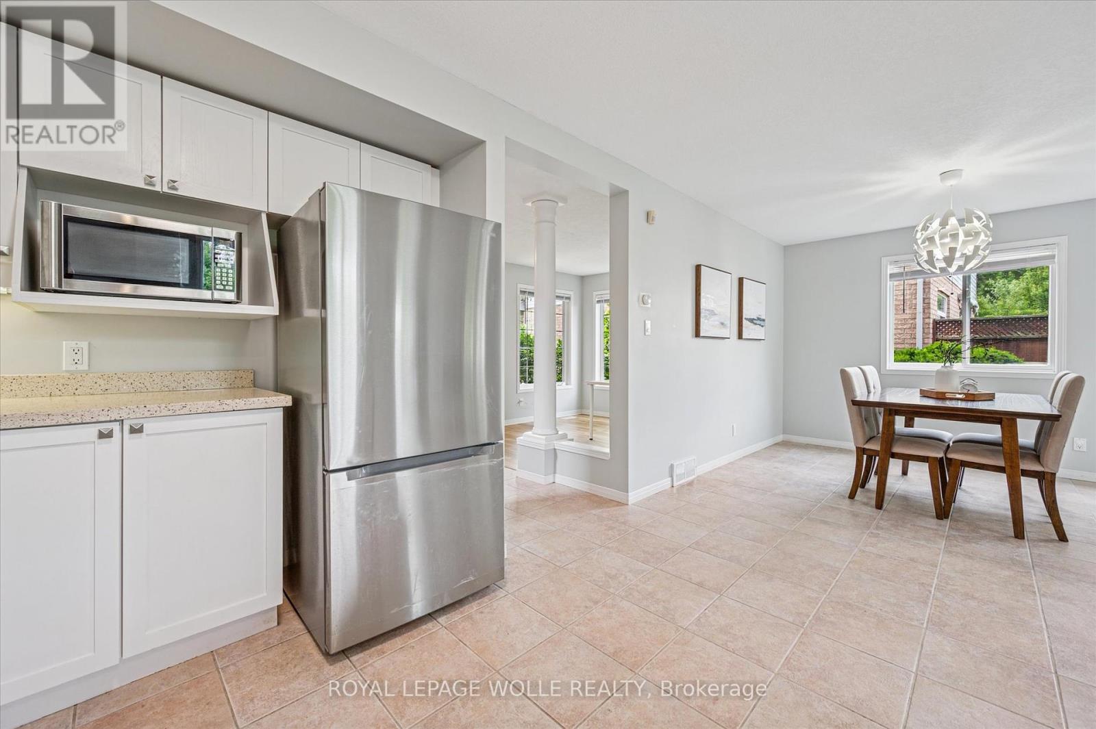 












383 BEAVER CREEK ROAD

,
Waterloo,




Ontario
N2T2T2

