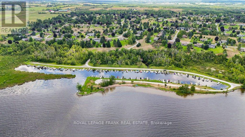 












357 THE CAPTAINS CORNERS

,
Kawartha Lakes (Bobcaygeon),




Ontario
K0M1A0


