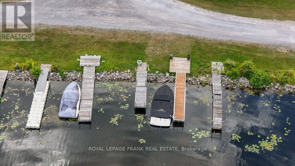 












357 THE CAPTAINS CORNERS

,
Kawartha Lakes (Bobcaygeon),




Ontario
K0M1A0

