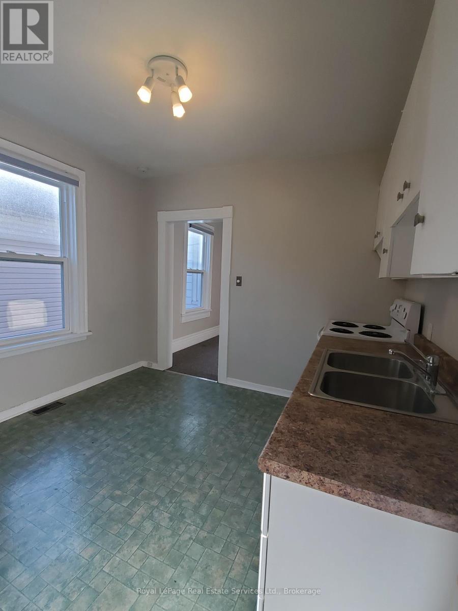 












177 SIXTH STREET

,
Toronto (Mimico),




Ontario
M8V3A6

