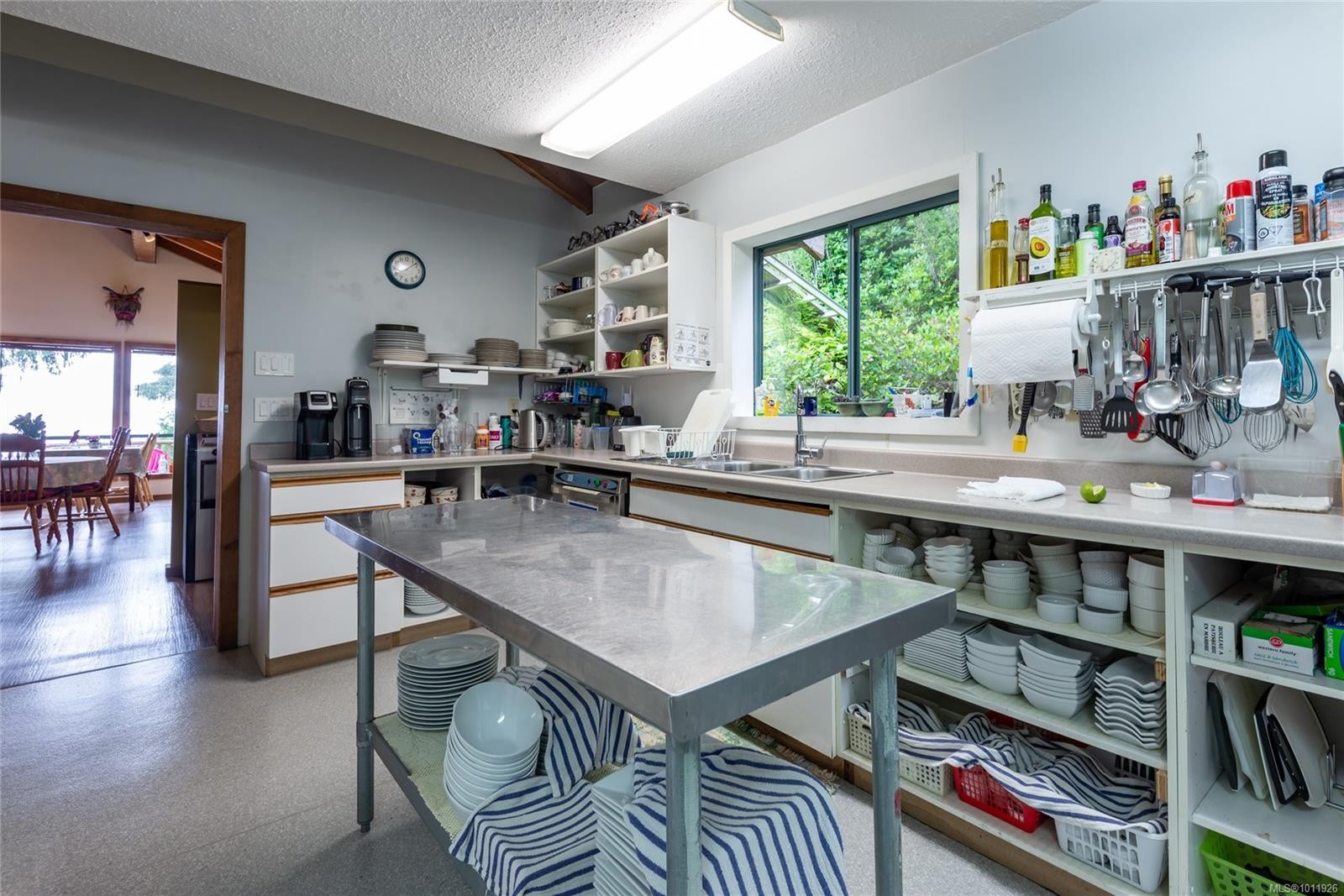 









DL2264


Hidden

Cove,
Port McNeill,




BC
V0N 2R0

