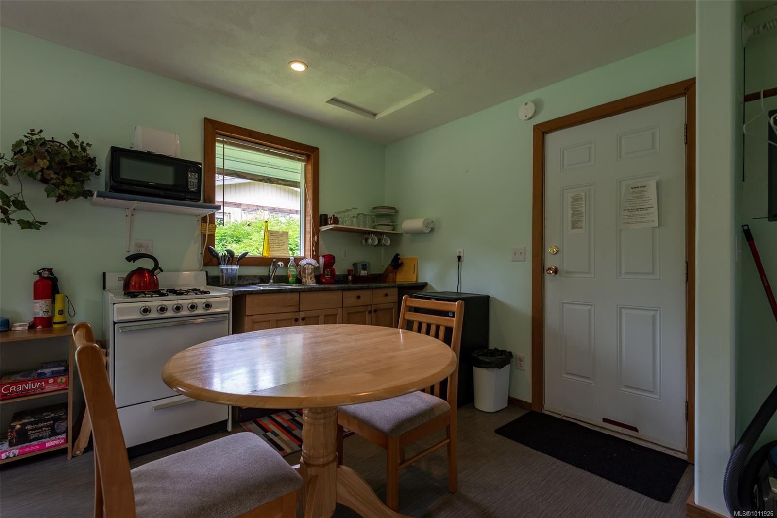 









DL2264


Hidden

Cove,
Port McNeill,




BC
V0N 2R0

