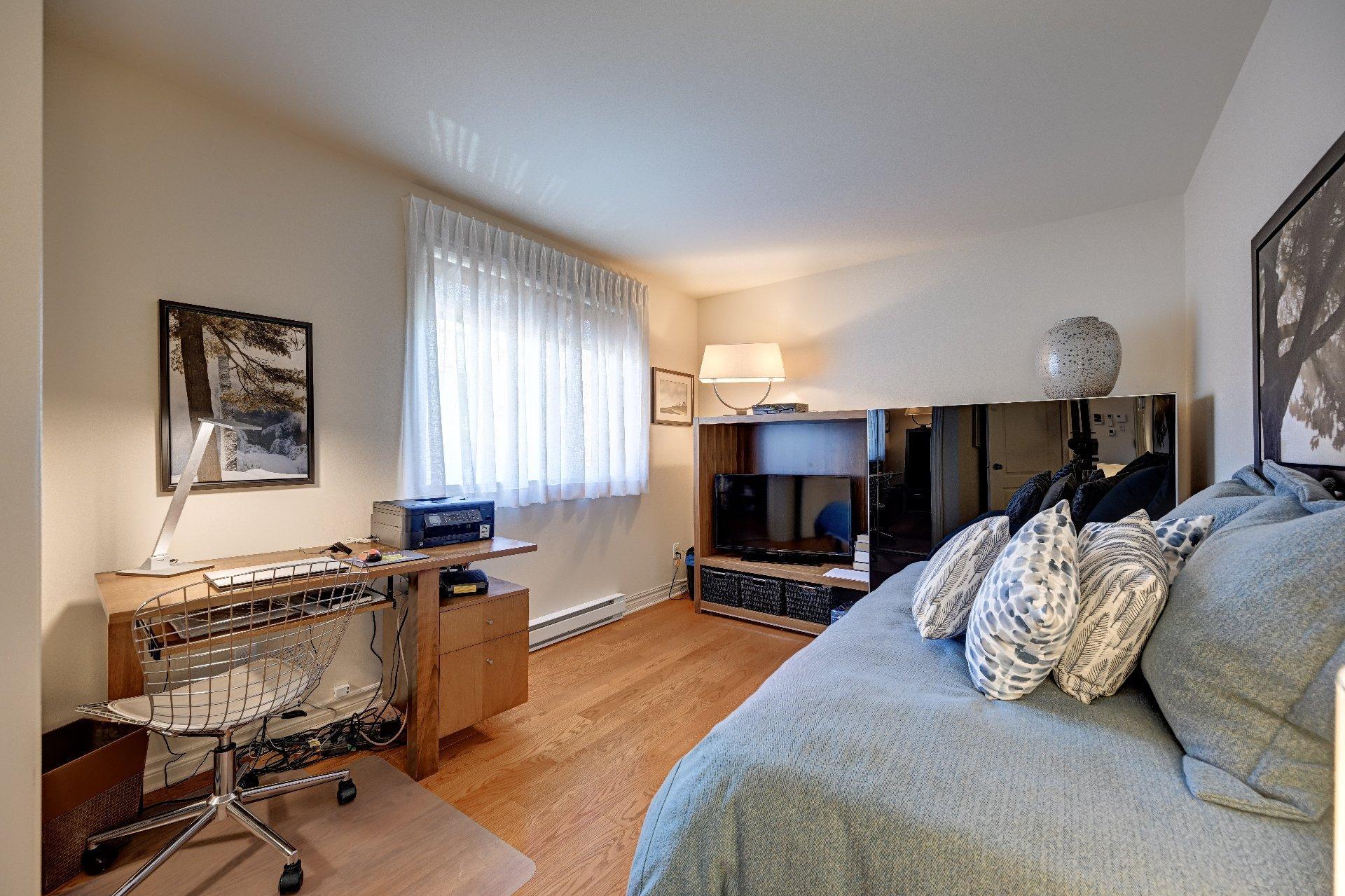 









651


Rue Jacques-Lavigne

, 201,
Sainte-Thérèse,




QC
J7E5W2

