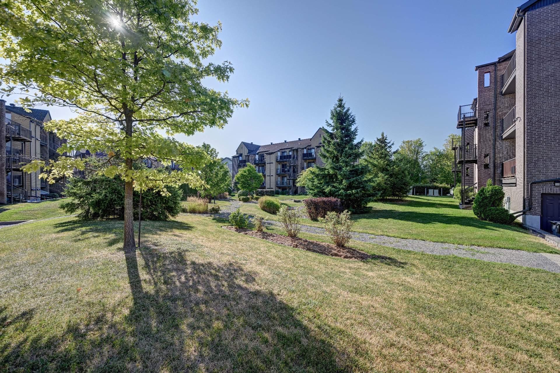 









651


Rue Jacques-Lavigne

, 201,
Sainte-Thérèse,




QC
J7E5W2

