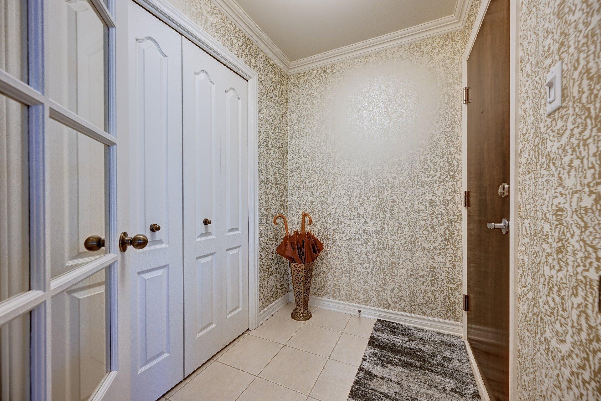 









651


Rue Jacques-Lavigne

, 201,
Sainte-Thérèse,




QC
J7E5W2

