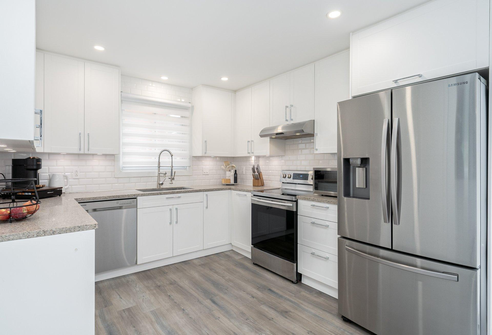 









1448

 - 1450


Rue Moreau

,
Montréal (LaSalle),




QC
H8N1G3

