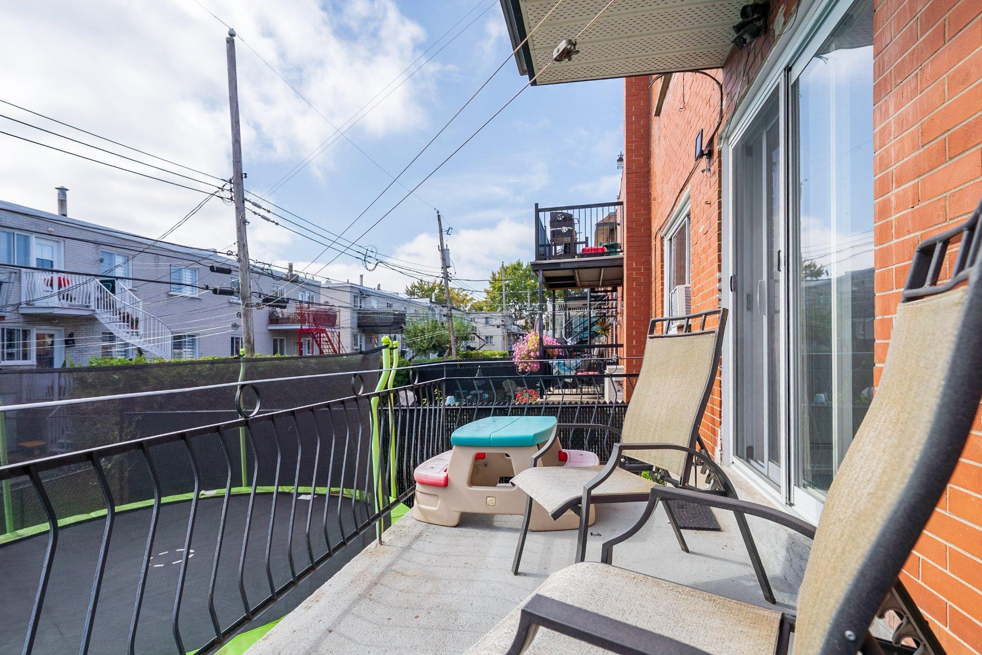 









1448

 - 1450


Rue Moreau

,
Montréal (LaSalle),




QC
H8N1G3

