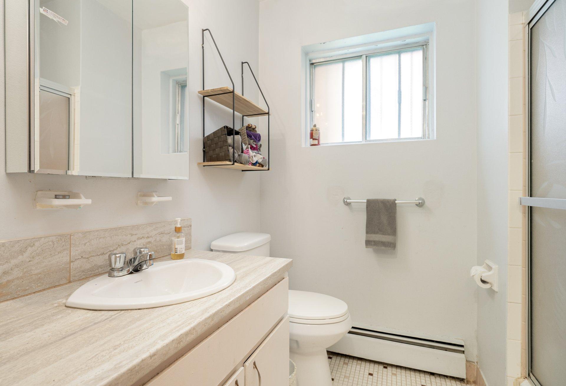 









1448

 - 1450


Rue Moreau

,
Montréal (LaSalle),




QC
H8N1G3

