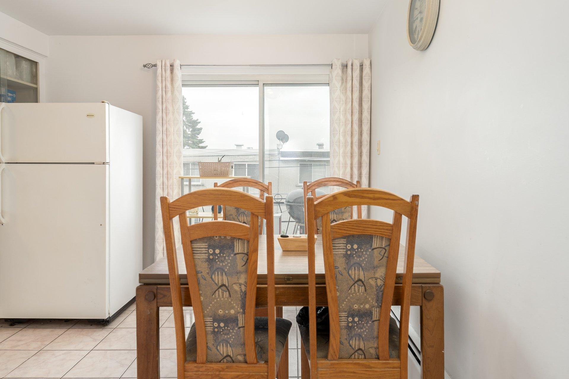 









1448

 - 1450


Rue Moreau

,
Montréal (LaSalle),




QC
H8N1G3

