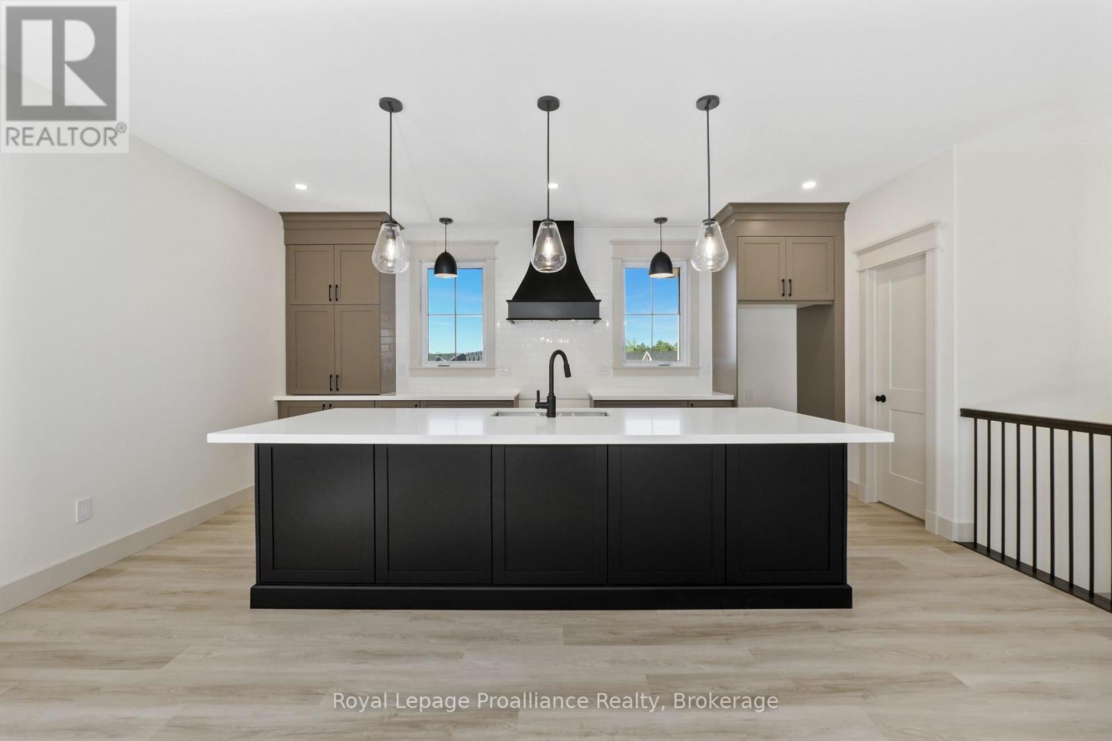 












34 HOLLINGSWORTH STREET

,
Cramahe (Colborne),




Ontario
K0K1S0

