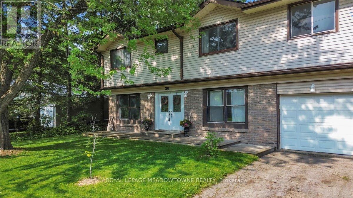 












39 MILL STREET

,
Erin,




Ontario
N0B1Z0

