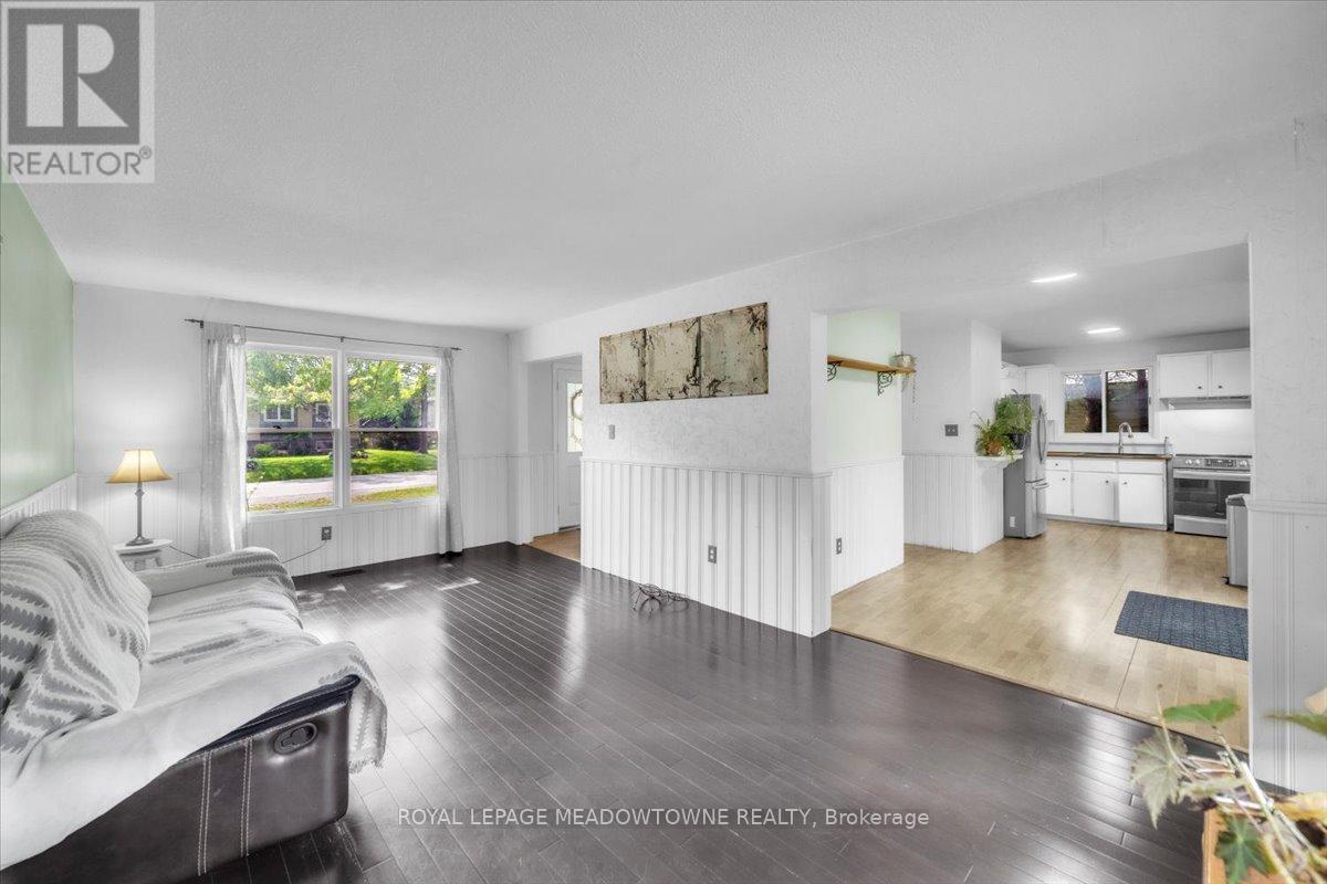 












39 MILL STREET

,
Erin,




Ontario
N0B1Z0

