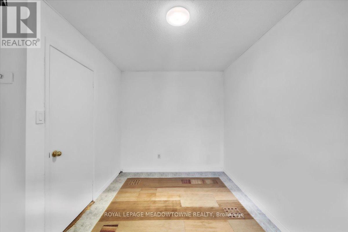 












39 MILL STREET

,
Erin,




Ontario
N0B1Z0

