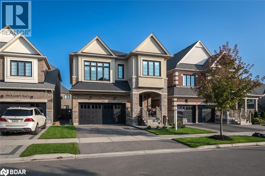 












390 RAMSEY Place

,
Milton,




Ontario
L9E1N3

