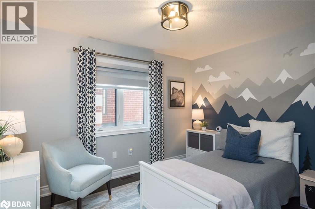 












390 RAMSEY Place

,
Milton,




Ontario
L9E1N3

