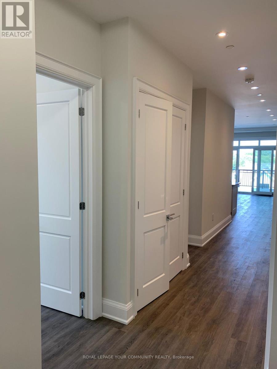 












#303 - 208 MAIN ST  UNIONVILLE STREET

,
Markham,




Ontario
L3R6G8

