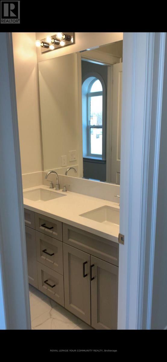 












#303 - 208 MAIN ST  UNIONVILLE STREET

,
Markham,




Ontario
L3R6G8

