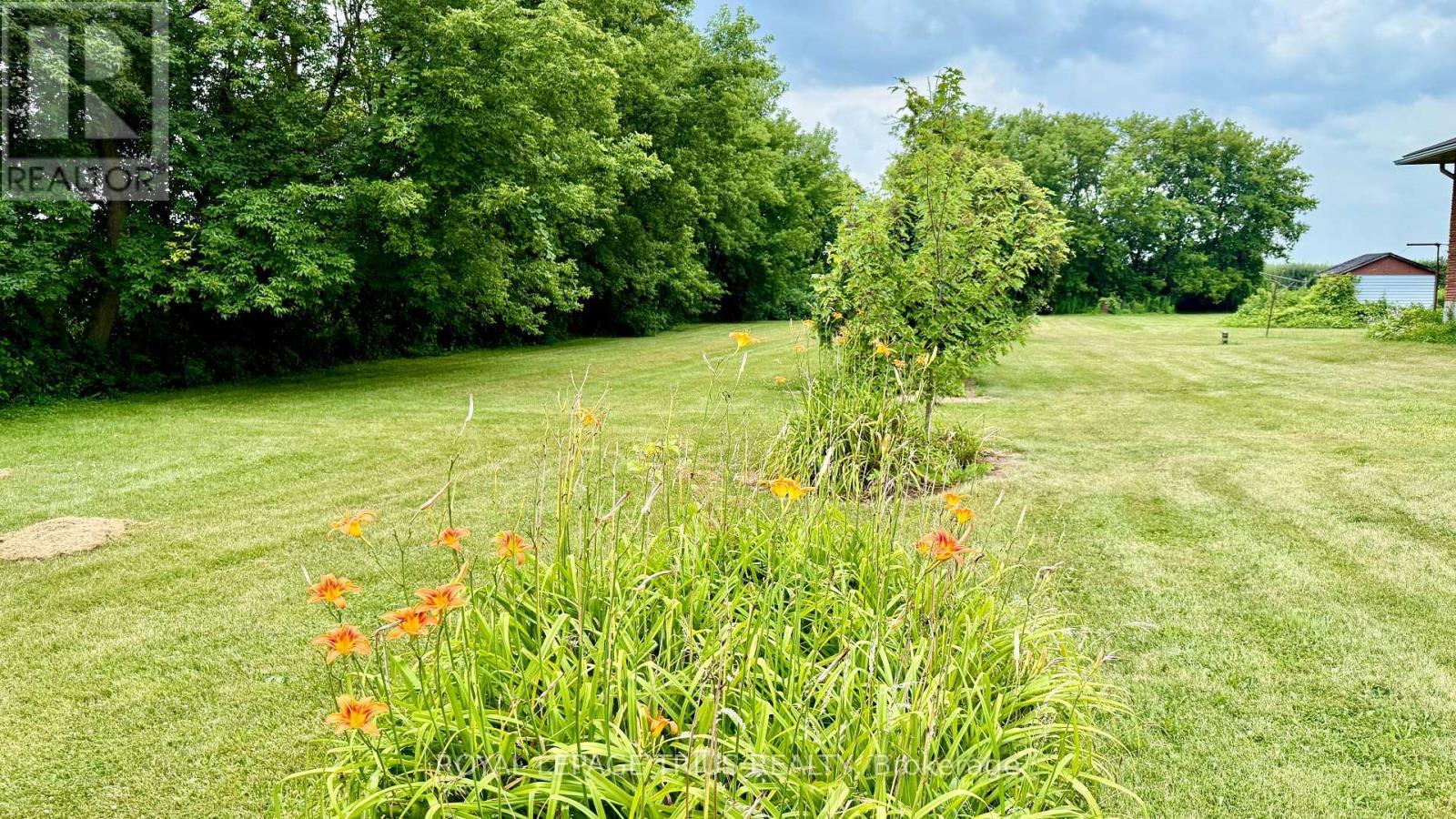 












1665 COCKSHUTT ROAD

,
Norfolk (Townsend),




Ontario
N0E1Y0

