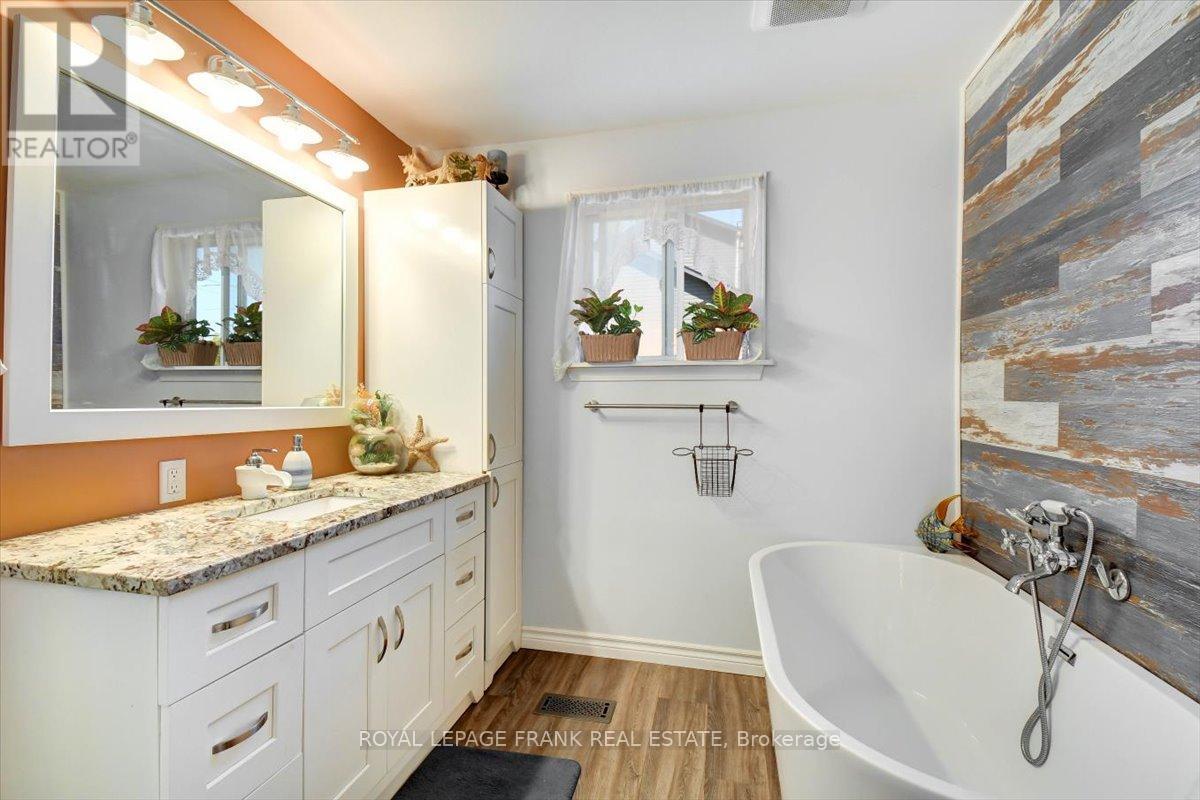 












2374 INDIAN RIVER LINE

,
Otonabee-South Monaghan,







Ontario
K0L2B0

