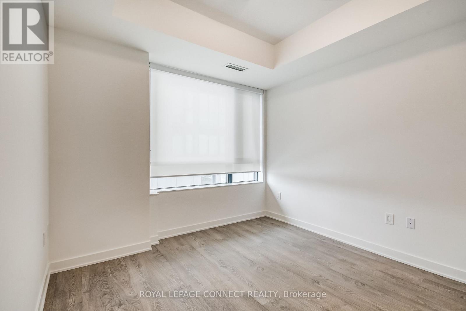 












209 - 120 EAGLE ROCK WAY

,
Vaughan,




Ontario
L6A5C2

