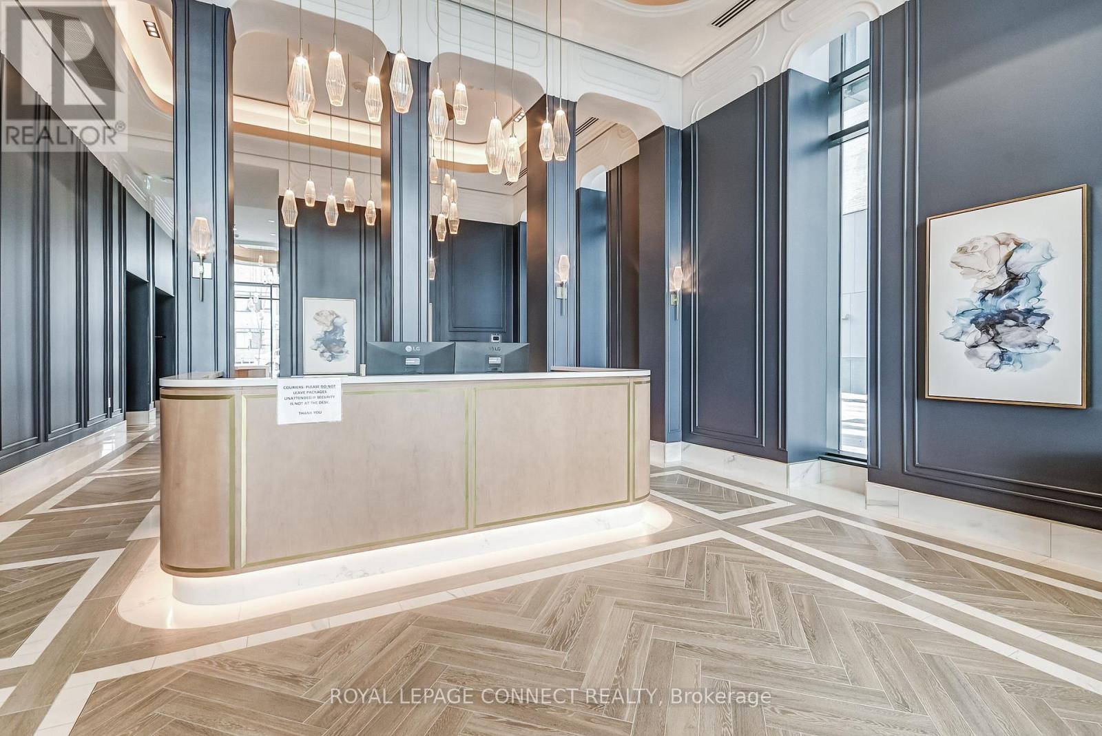 












209 - 120 EAGLE ROCK WAY

,
Vaughan,




Ontario
L6A5C2

