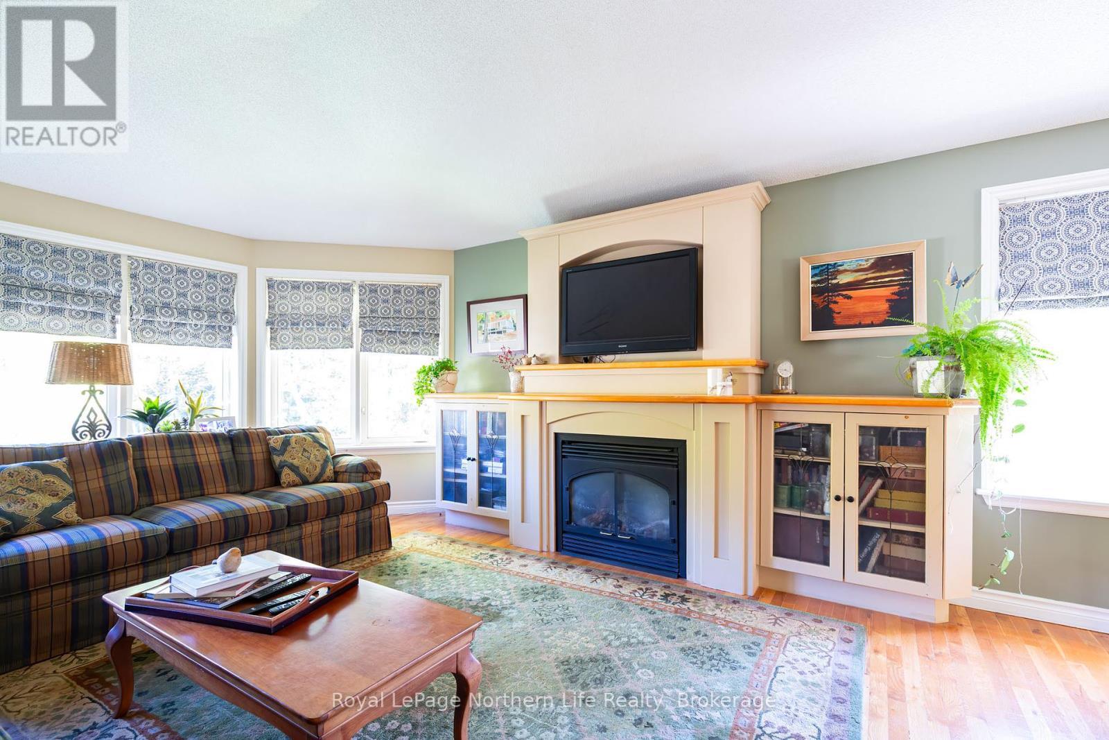 












389 CARMICHAEL DRIVE

,
North Bay (Airport),




Ontario
P1B8G2

