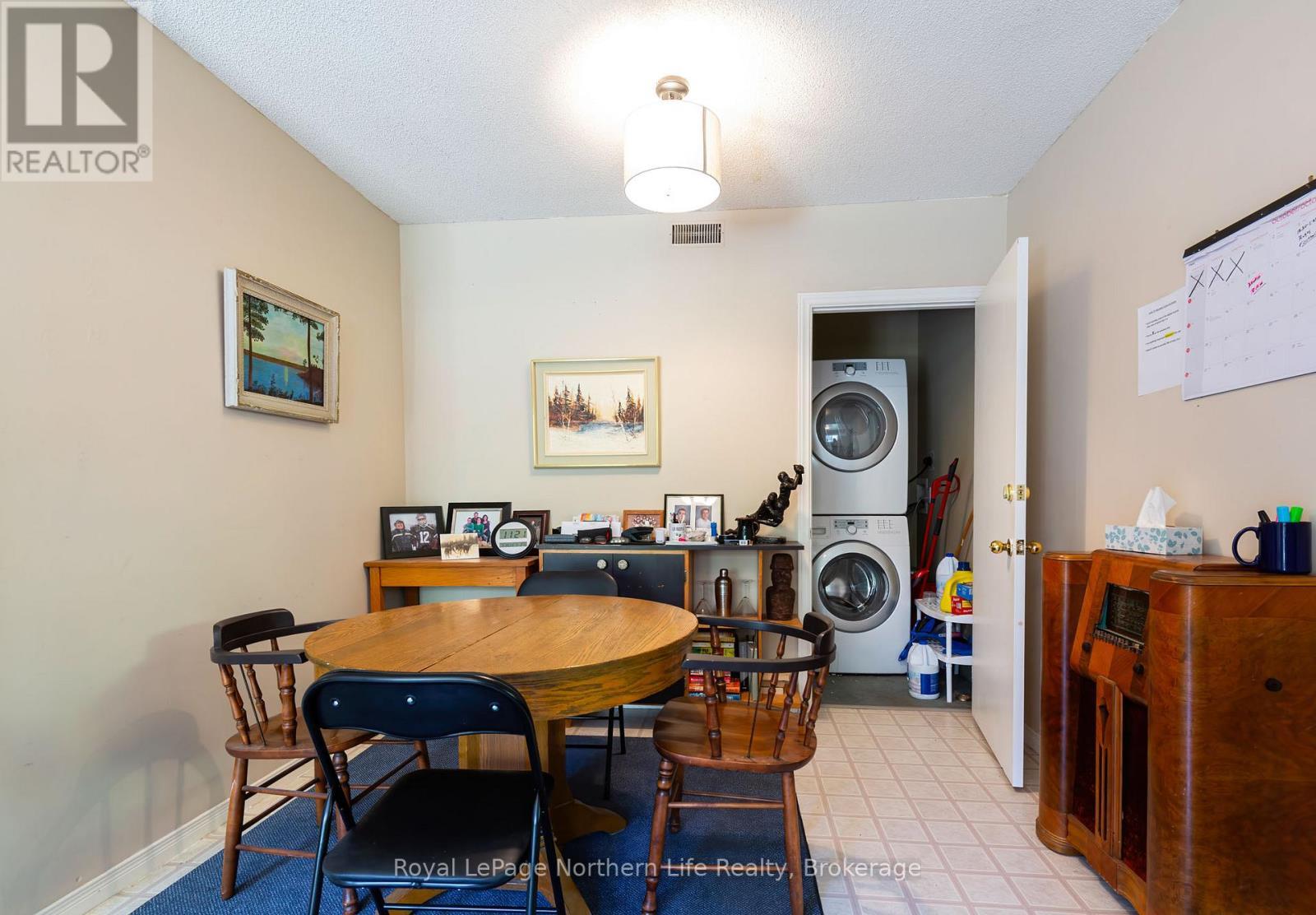 












389 CARMICHAEL DRIVE

,
North Bay (Airport),




Ontario
P1B8G2

