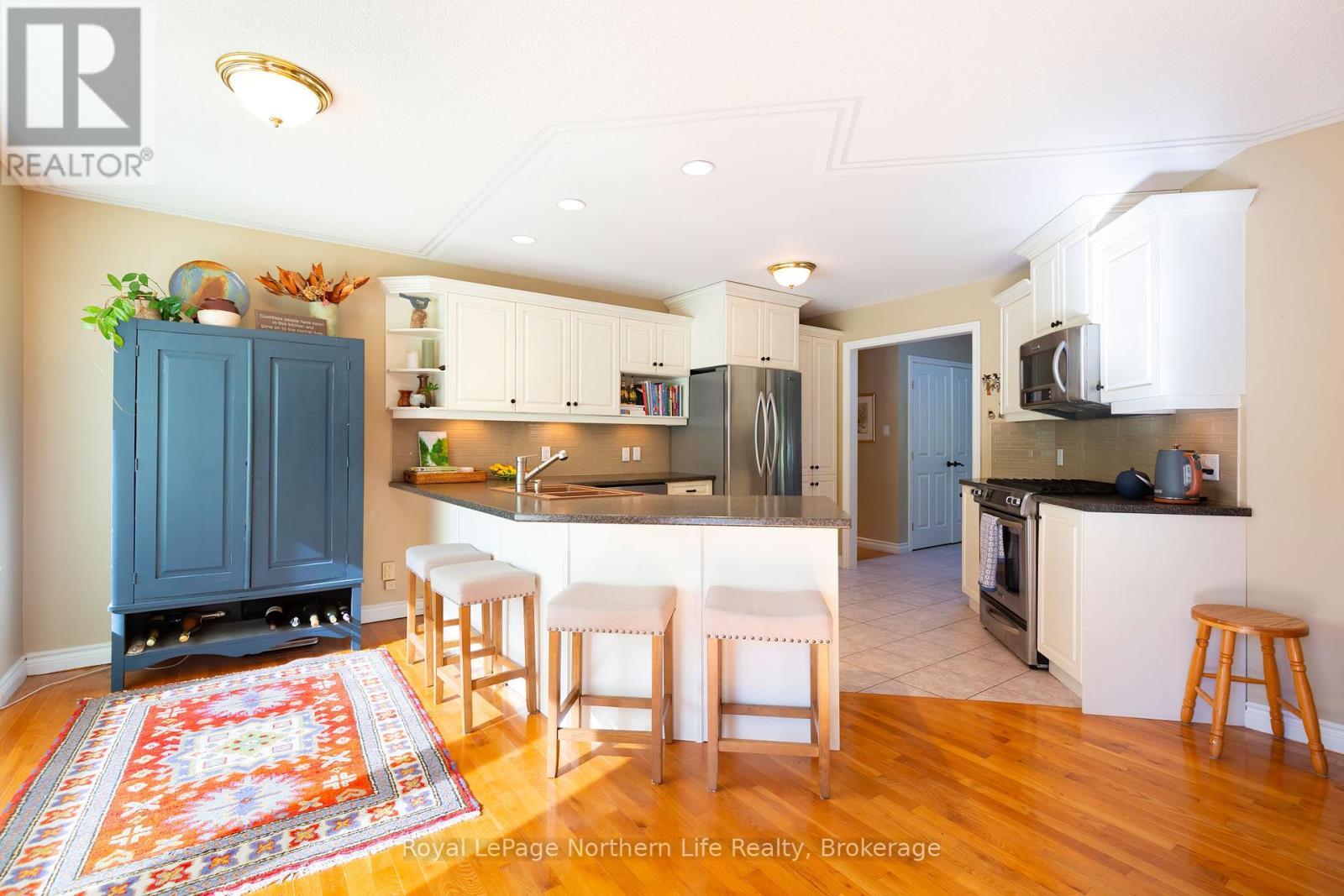 












389 CARMICHAEL DRIVE

,
North Bay (Airport),




Ontario
P1B8G2

