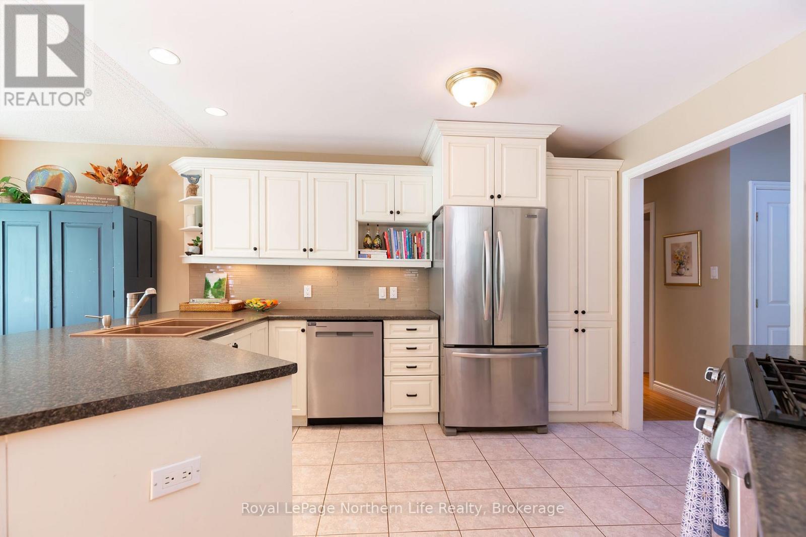 












389 CARMICHAEL DRIVE

,
North Bay (Airport),




Ontario
P1B8G2

