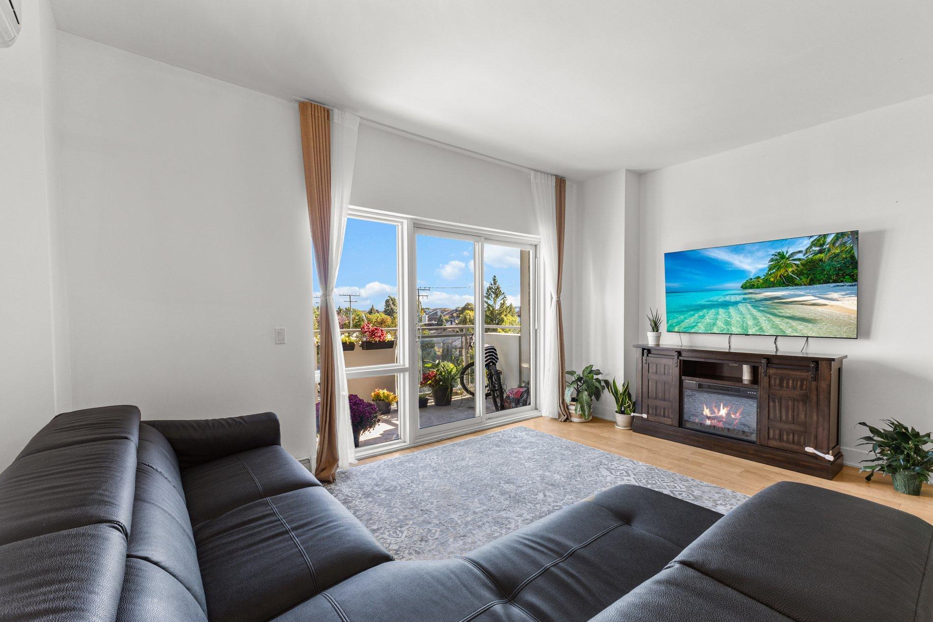 









663


Rue Robert-Élie

, 401,
Laval (Laval-des-Rapides),




QC
H7N3Y9

