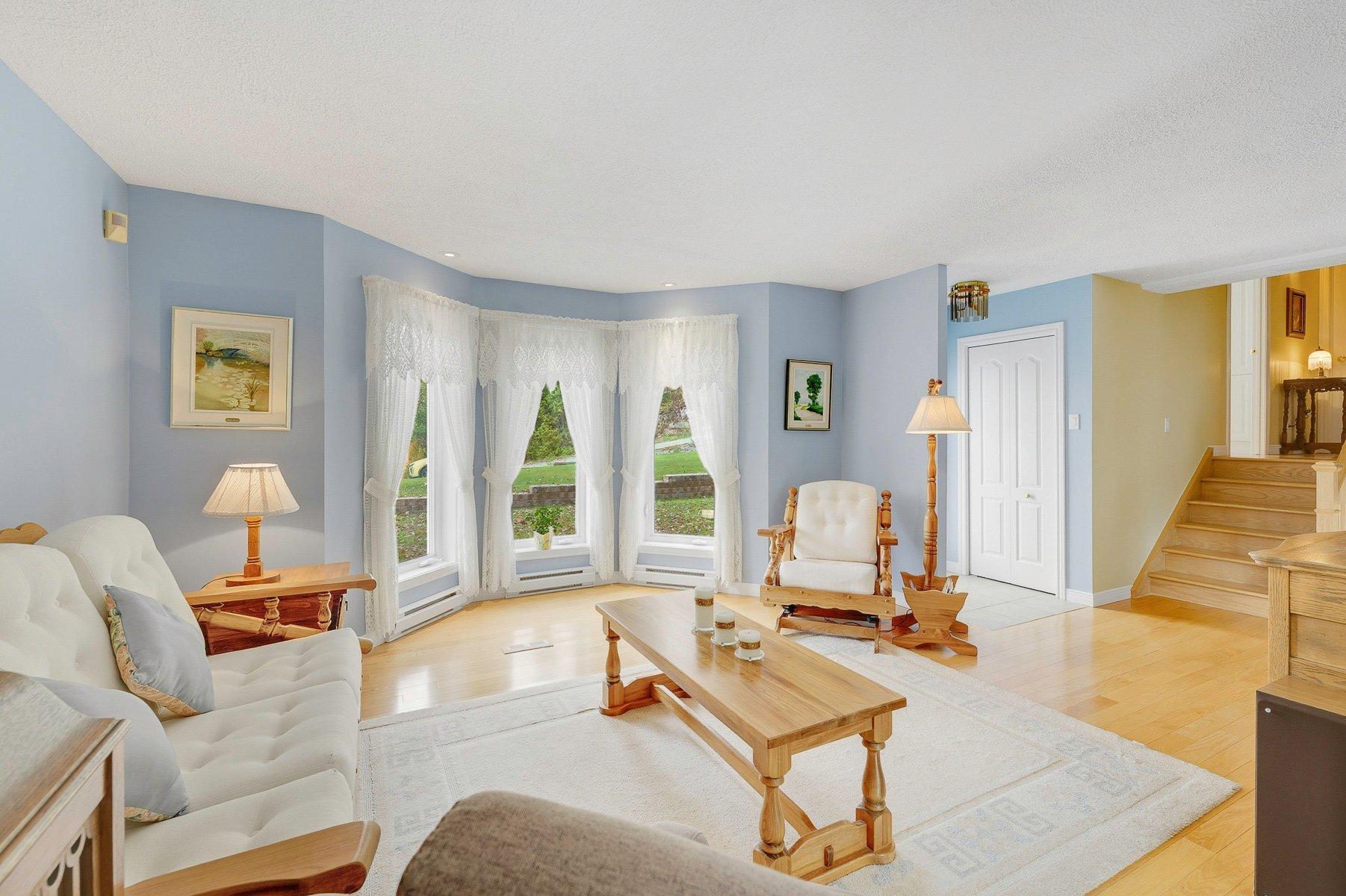 









81


Rue Dominyck

,
Sainte-Agathe-des-Monts,




QC
J8C2Z7

