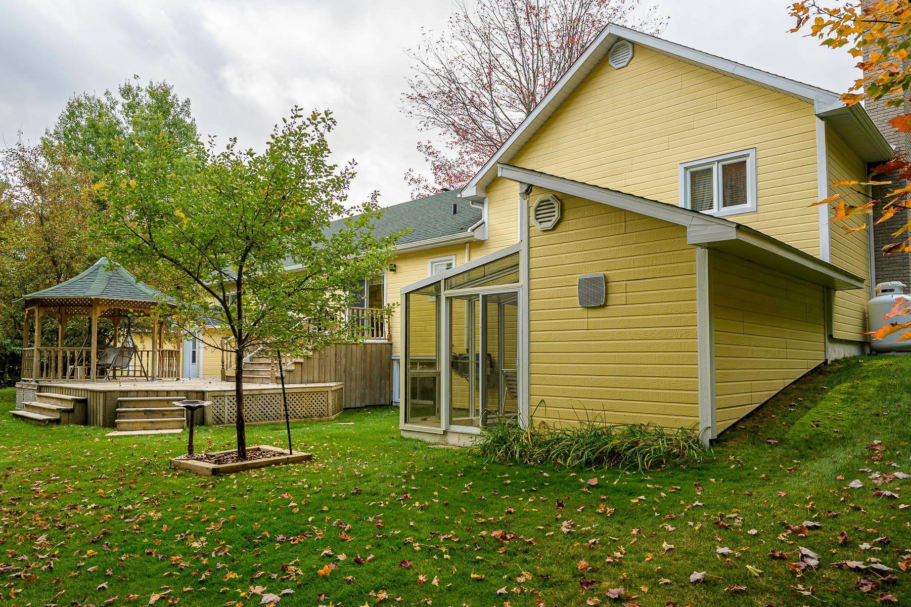 









81


Rue Dominyck

,
Sainte-Agathe-des-Monts,




QC
J8C2Z7

