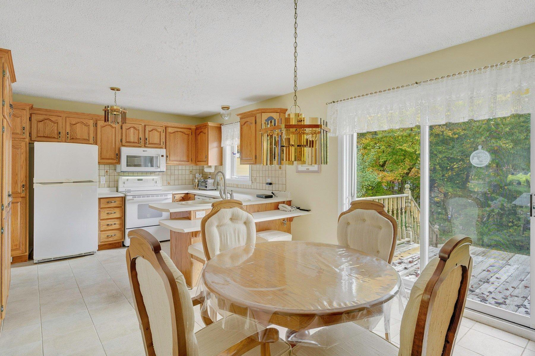 









81


Rue Dominyck

,
Sainte-Agathe-des-Monts,




QC
J8C2Z7

