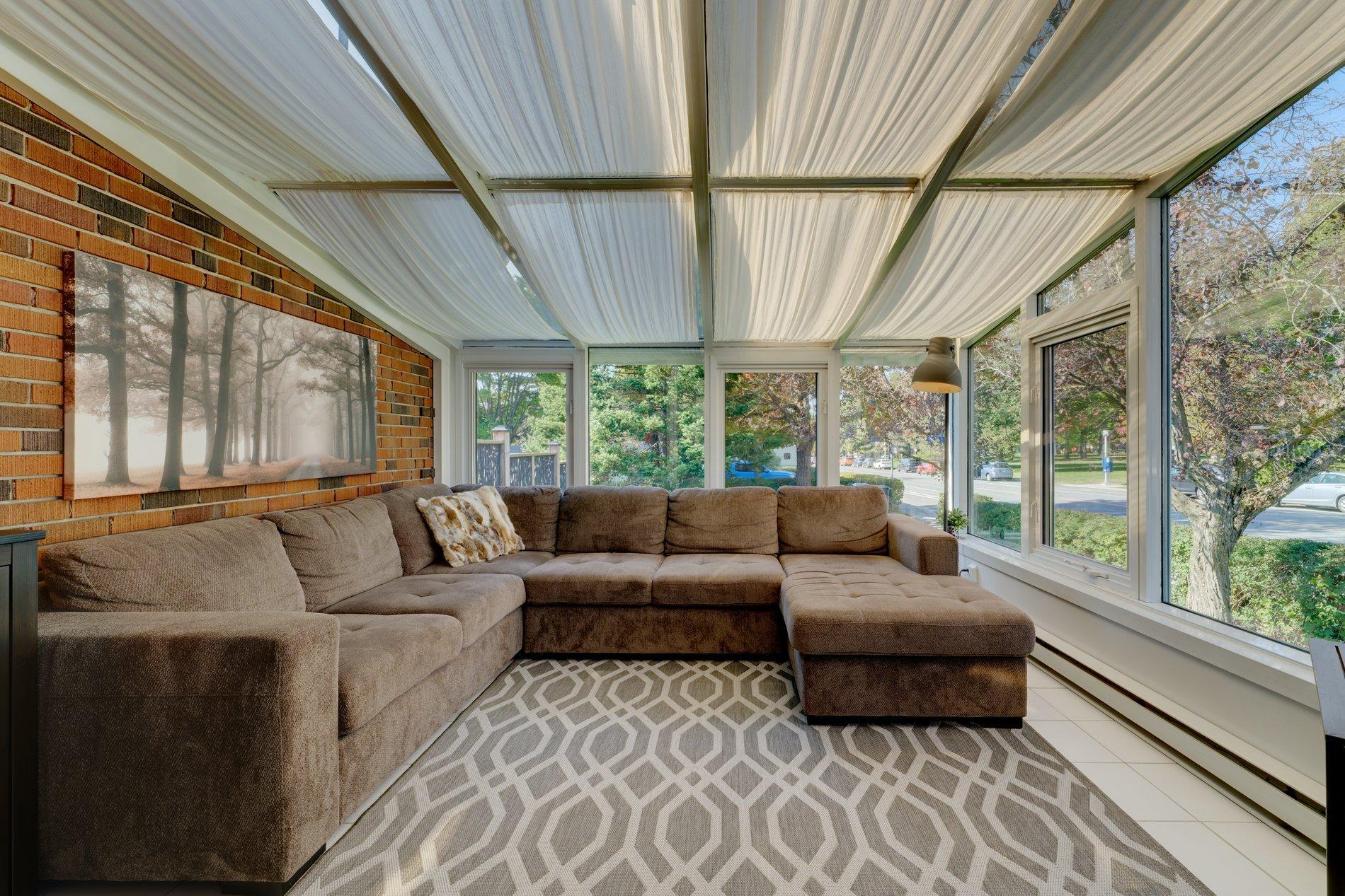 









320


Rue Paré

,
Granby,




QC
J2G5E7

