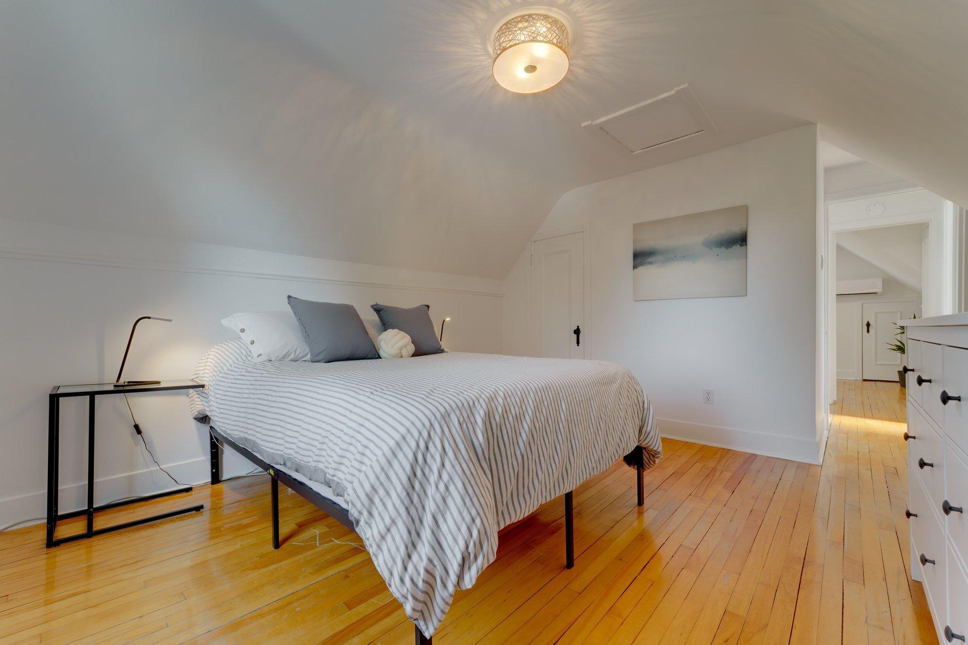 









320


Rue Paré

,
Granby,




QC
J2G5E7

