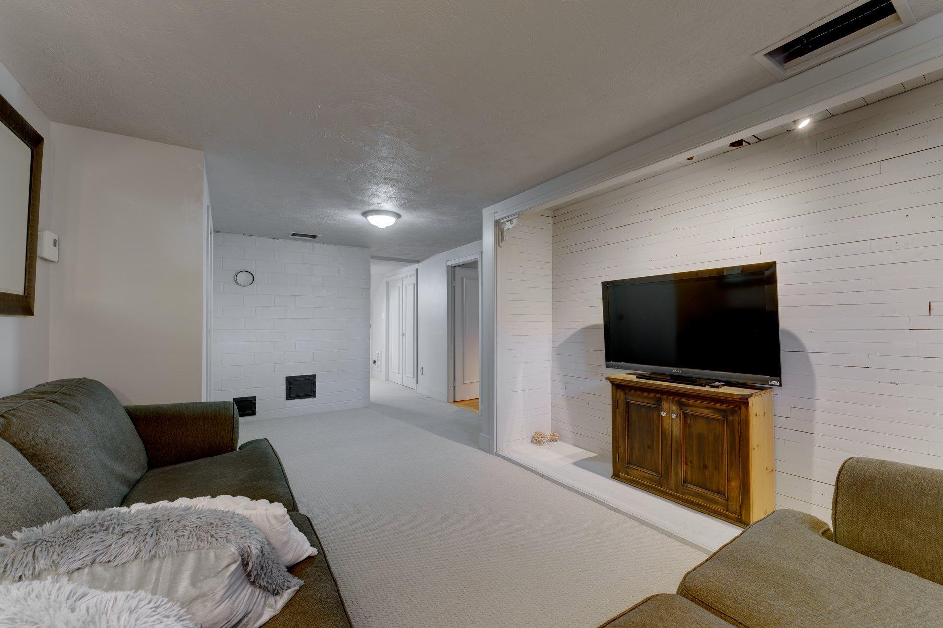 









320


Rue Paré

,
Granby,




QC
J2G5E7

