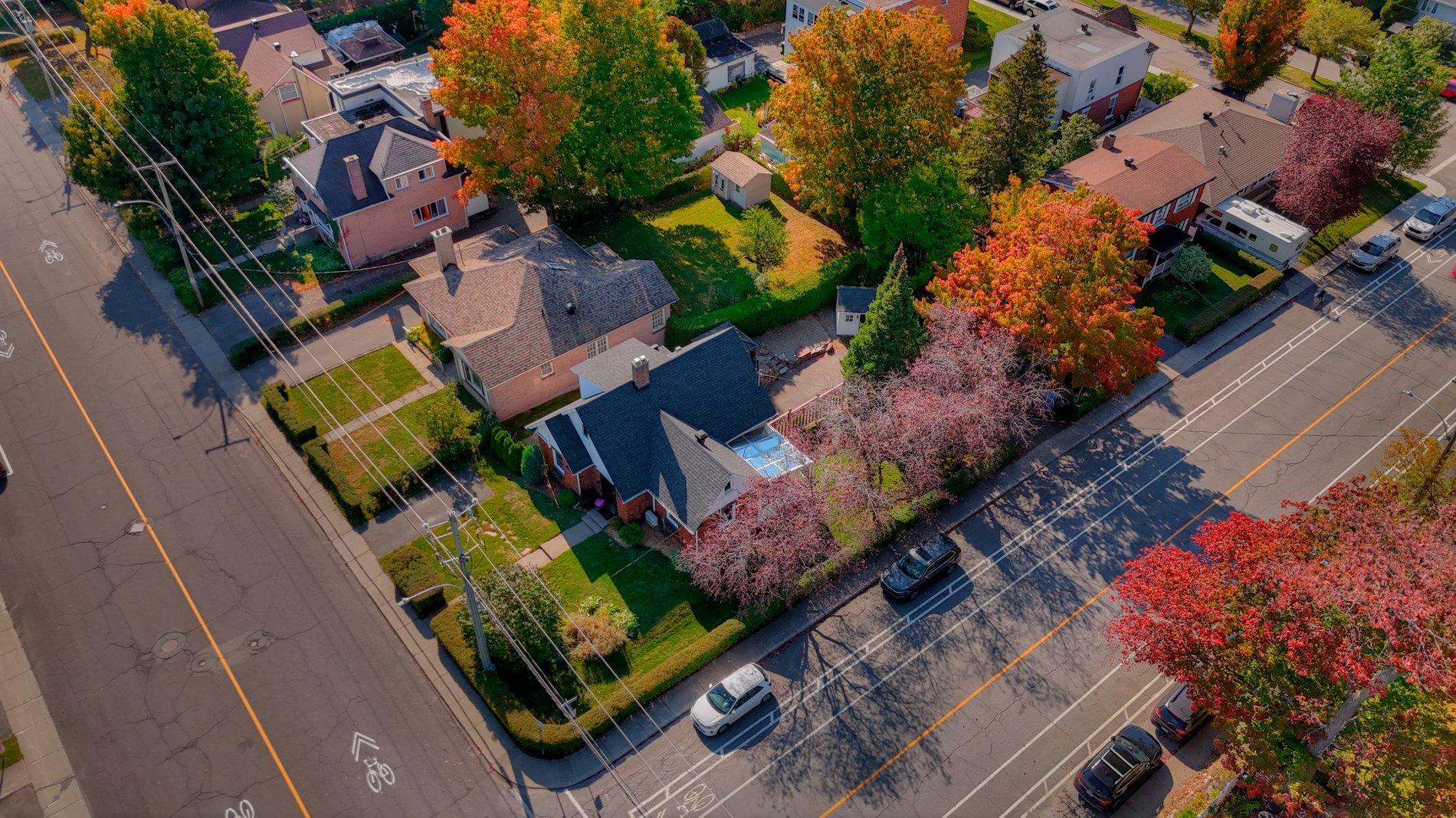 









320


Rue Paré

,
Granby,




QC
J2G5E7

