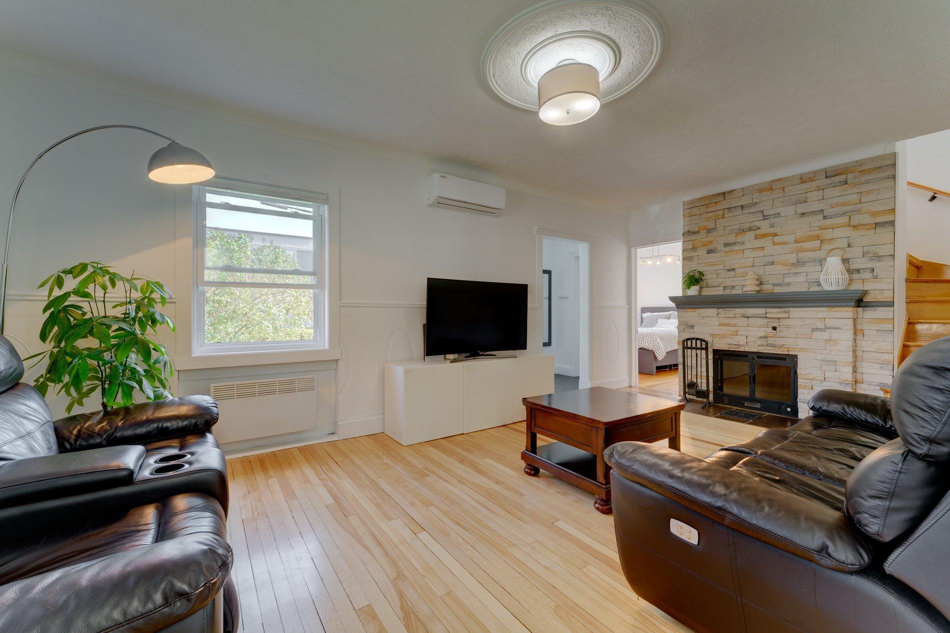 









320


Rue Paré

,
Granby,




QC
J2G5E7

