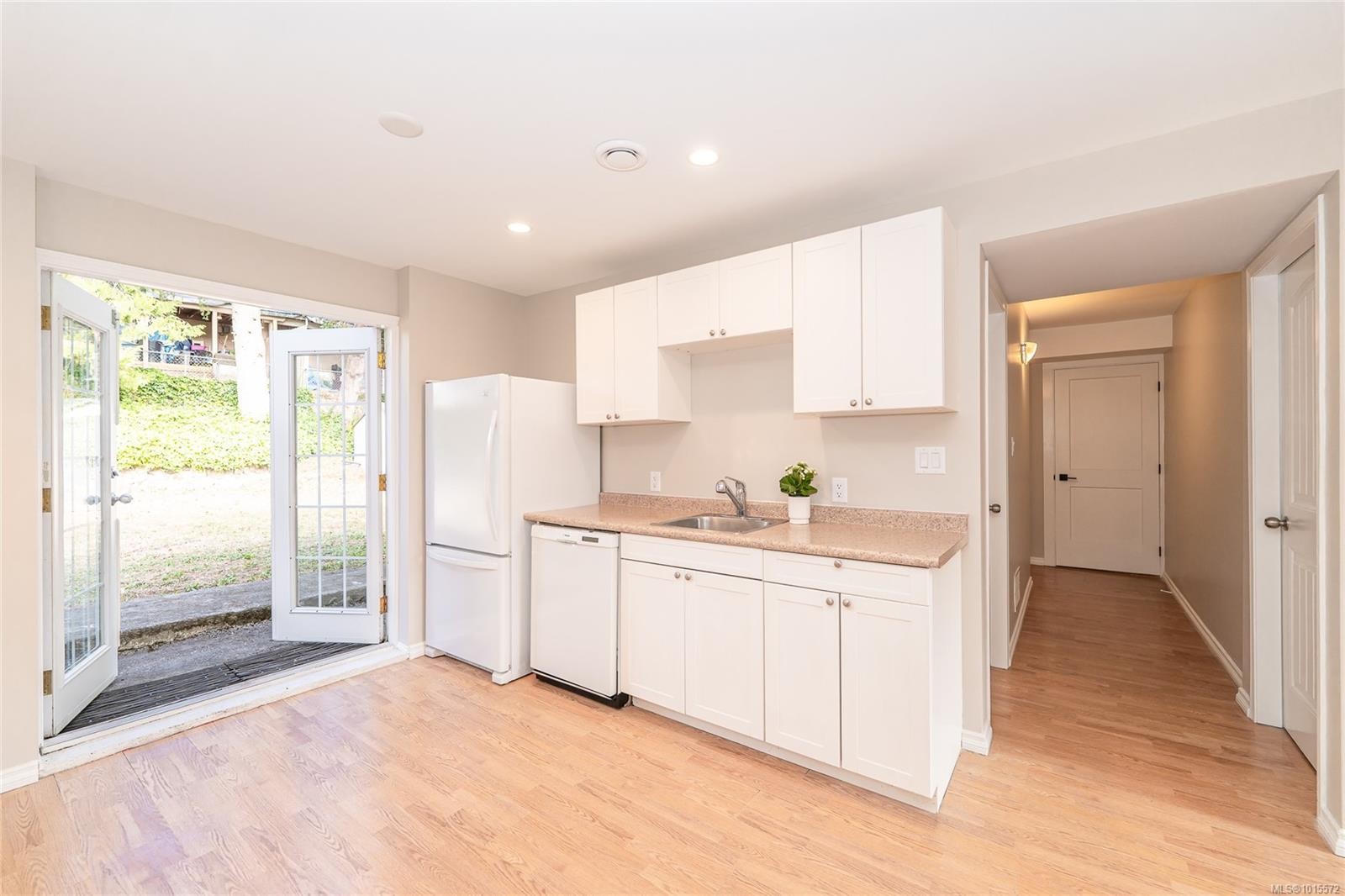 









3062


Shoreview

Dr,
Langford,




BC
V9B 4K5

